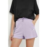 Kratke hlače Fila ženski, vijolična barva - vijolična. Kratke hlače iz kolekcije Fila, izdelane iz debele, rahlo elastične pletenine. Zaradi vsebnosti poliestra je tkanina bolj odporna na gubanje.