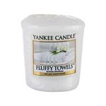 Yankee Candle Fluffy Towels dišeča svečka 49 g unisex