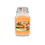Yankee Candle dišeča sveča Farm Fresh Peach Klasična velika