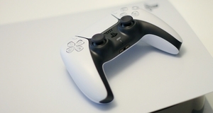 Microsoft pričakuje, da bo Sony PlayStation 5 Slim predstavil konec leta