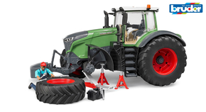 Bruder traktor Fendt 1050 Vario z mehanikom in opremo 04041