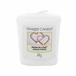 Yankee Candle Snow In Love dišeča svečka 49 g unisex