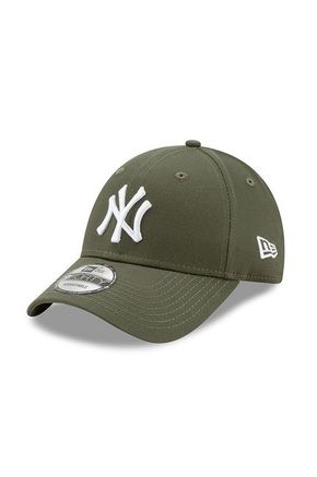 New Era kapa - zelena. Kapa s šiltom vrste baseball iz kolekcije New Era. Model izdelan iz enobarvnega materiala z vstavki.