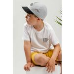 Otroška kapa Jamiks - siva. Otroška kapa s šiltom vrste baseball iz kolekcije Jamiks. Model izdelan iz materiala z nalepko.