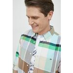Bombažna srajca Tommy Hilfiger moška, bela barva - bela. Srajca iz kolekcije Tommy Hilfiger. Model izdelan iz vzorčaste tkanine. Ima mehek ovratnik button-down. Izjemno udoben material, izdelan iz naravnih vlaken.