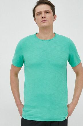 Bombažna kratka majica United Colors of Benetton zelena barva - zelena. Lahkotna kratka majica iz kolekcije United Colors of Benetton. Model izdelan iz tanke