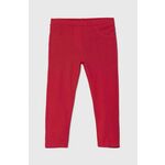Otroške hlače United Colors of Benetton roza barva - roza. Otroški hlače iz kolekcije United Colors of Benetton. Model izdelan iz elastične pletenine. Model iz izjemno udobne tkanine z visoko vsebnostjo bombaža.