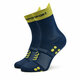 Nogavice Compressport Pro Racing Socks v4.0 Run High XU00046B - mornarsko modra. Dolge nogavice iz kolekcije Compressport. Model izdelan iz hitrosušečega materiala.