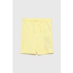 Otroške kratke hlače GAP rumena barva, - rumena. Otroško kratke hlače iz kolekcije GAP. Model izdelan iz pletenine.
