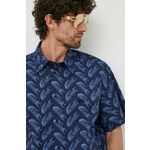 Bombažna srajca Lacoste moška, mornarsko modra barva - mornarsko modra. Srajca iz kolekcije Lacoste, izdelana iz vzorčastega materiala. Model iz izjemno udobne bombažne tkanine.