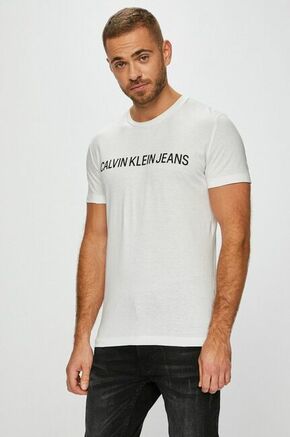 Calvin Klein Jeans T-shirt - bela. T-shirt iz zbirke Calvin Klein Jeans. Model narejen iz tiskane tkanine.