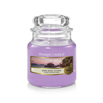Yankee Candle vijolična dišeča sveča Bora Bora Shores Klasična majhna