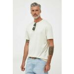 Kratka majica BOSS moški, bela barva - bež. Kratka majica iz kolekcije BOSS, izdelana iz tanke, elastične pletenine. Model iz izjemno udobne tkanine z visoko vsebnostjo bombaža.