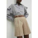 Kratke hlače Answear Lab ženski, bež barva - bež. Kratke hlače iz kolekcije Answear Lab, izdelane iz rahlo elastičnega materiala, ki zagotavlja udobje in svobodo gibanja. Model iz tankega materiala je idealen za toplejše letne čase.