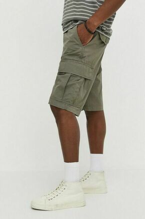 Bombažne kratke hlače Levi's zelena barva - zelena. Kratke hlače iz kolekcije Levi's. Model izdelan iz gladke tkanine. Model iz tankega materiala je idealen za toplejše letne čase.