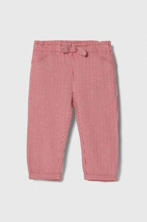 Otroške bombažne hlače United Colors of Benetton roza barva - roza. Kratke hlače za dojenčka iz kolekcije United Colors of Benetton. Model izdelan iz vzorčaste pletenine.