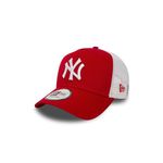 New Era kapa - rdeča. Kapa s šiltom vrste baseball iz kolekcije New Era. Model izdelan iz enobarvnega materiala z vstavki.