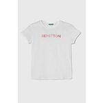 Otroška bombažna kratka majica United Colors of Benetton bela barva - bela. Otroške lahkotna kratka majica iz kolekcije United Colors of Benetton. Model izdelan iz visokokakovostne pletenine, ki je bila izdelana na trajnostni način. Model iz...