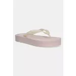 Japonke Calvin Klein Jeans BEACH SANDAL FLATFORM TPU - roza. Japonke iz kolekcije Calvin Klein Jeans. Model je izdelan iz sintetičnega materiala. Model z mehkim, oblikovanim vložkom zagotavlja udobje.