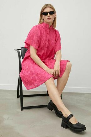 Obleka Bruuns Bazaar Nemophila Philly roza barva - roza. Obleka iz kolekcije Bruuns Bazaar. Model izdelan iz enobarvnega materiala. Izrazit model za posebne priložnosti.