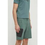 Pohodne kratke hlače Jack Wolfskin ACTIVE TRACK zelena barva, 1503792 - zelena. Pohodne kratke hlače iz kolekcije Jack Wolfskin. Model izdelan iz vodoodpornega materiala.