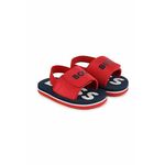 Otroški sandali BOSS rdeča barva - rdeča. Otroški sandali iz kolekcije BOSS. Model je izdelan iz tekstilnega materiala. Model z mehkim, oblikovanim vložkom zagotavlja udobje.