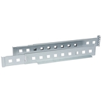 Legrand UPS komplet za montažo v stojalo - drsna tirnica fiksna in nastavljiva, globina: 543 - 925 mm (2U-4U)