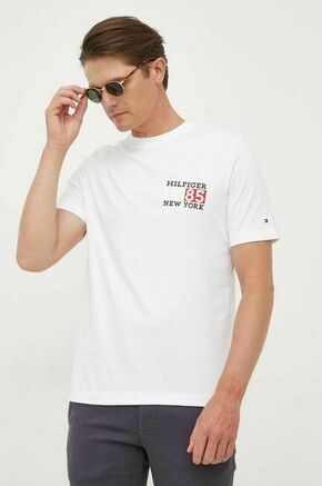 Bombažna kratka majica Tommy Hilfiger bela barva - bela. Lahkotna kratka majica iz kolekcije Tommy Hilfiger