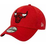 New Era kapa - rdeča. Baseball kapa iz kolekcije New Era. Model izdelan iz tkanine z uporabo.