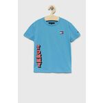 Otroška bombažna kratka majica Tommy Hilfiger - modra. Otroške kratka majica iz kolekcije Tommy Hilfiger. Model izdelan iz pletenine s potiskom. Lahek in udoben model, idealen za vsakodnevno nošenje.