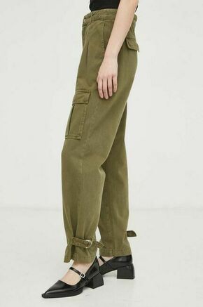 Bombažne hlače BA&amp;SH zelena barva - zelena. Hlače iz kolekcije BA&amp;SH izdelane iz enobarvne tkanine. Model iz izjemno udobne bombažne tkanine.