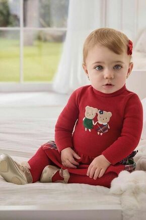 Obleka za dojenčka Mayoral Newborn rdeča barva - rdeča. Obleka za dojenčke iz kolekcije Mayoral Newborn. Nabran model