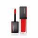 Shiseido šminka LacquerInk LipShine, 305 Red Flicker