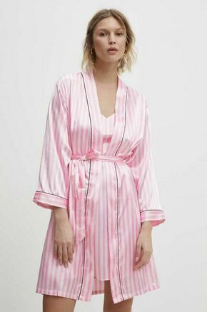 Komplet pižame Answear Lab roza barva - roza. Komplet pižame - spalna srajca in kopalni plašč iz kolekcije Answear Lab. Model izdelan iz vzorčaste tkanine. Model iz tanke