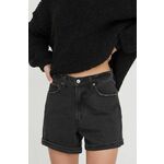 Jeans kratke hlače Abercrombie &amp; Fitch ženski, črna barva - črna. Kratke hlače iz kolekcije Abercrombie &amp; Fitch, izdelane iz jeansa. Model iz izjemno udobne tkanine z visoko vsebnostjo bombaža.