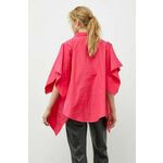 Majica MMC STUDIO ženska, roza barva - roza. Bluza iz kolekcije MMC STUDIO, izdelana iz enobarvne tkanine. Zaradi vsebnosti poliestra je tkanina bolj odporna na gubanje.