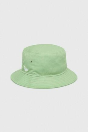 Bombažni klobuk New Era zelena barva - zelena. Klobuk iz kolekcije New Era. Model z ozkim robom