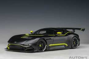 1:18 Aston Martin Vulcan (mat črna z limezelenimi črtami) - AUTOART - 70262