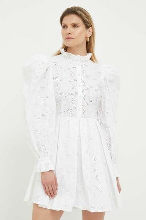 Bombažna obleka Custommade Jennifer bela barva - bela. Obleka iz kolekcije Custommade. Model izdelan iz enobarvne tkanine. Model iz izjemno udobne tkanine z visoko vsebnostjo bombaža.