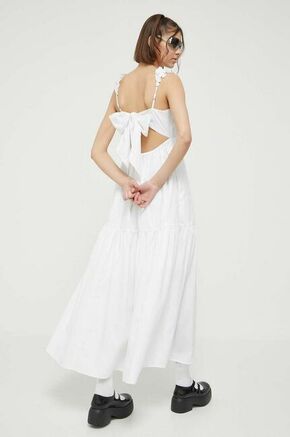 Obleka Abercrombie &amp; Fitch bela barva - bela. Lahkotna obleka iz kolekcije Abercrombie &amp; Fitch. Model izdelan iz enobarvne tkanine. Model iz izjemno udobne tkanine z visoko vsebnostjo bombaža.