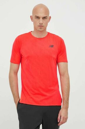 Kratka majica za tek New Balance Nyc Marathon Q Speed rdeča barva - roza. Kratka majica za tek iz kolekcije New Balance. Model izdelan iz hitrosušečega materiala.