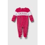 Pajac za dojenčka Guess - roza. Pajac za dojenčka iz kolekcije Guess. Model izdelan iz vzorčaste pletenine.