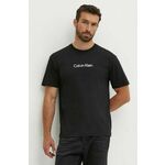 Bombažna kratka majica Calvin Klein moški, črna barva - črna. Kratka majica iz kolekcije Calvin Klein, izdelana iz pletenine, prijetne na otip. Model iz izjemno udobne bombažne tkanine.