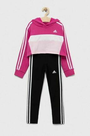 Otroška trenirka adidas roza barva - roza. Komplet trenirke iz kolekcije adidas. Model izdelan iz elastične pletenine. Model iz mehke in na otip prijetne tkanine.