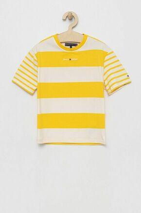 Otroška kratka majica Tommy Hilfiger rumena barva - rumena. Otroške lahkotna kratka majica iz kolekcije Tommy Hilfiger. Model izdelan iz tanke