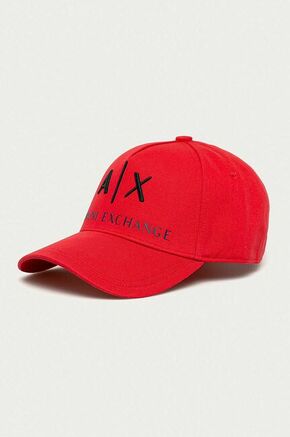 Armani Exchange kapa - rdeča. Baseball kapa iz kolekcije Armani Exchange. Model izdelan iz tkanine z uporabo.