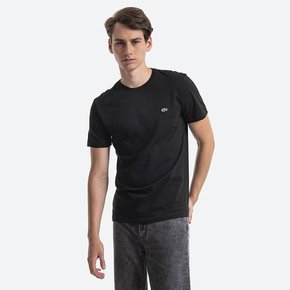 Lacoste bombažna majica - črna. T-shirt iz zbirke Lacoste. Model narejen iz rahlo elastična tkanina.
