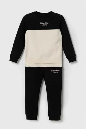 Otroška trenirka Calvin Klein Jeans črna barva - črna. Komplet trenirke iz kolekcije Calvin Klein Jeans. Model izdelan iz vzorčaste pletenine. Model iz izjemno udobne tkanine z visoko vsebnostjo bombaža.