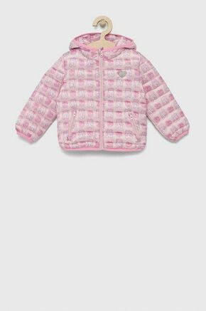 Otroška jakna Guess - roza. Otroška Jakna iz kolekcije Guess. Delno podloženi model izdelan iz vzorčastega materiala.