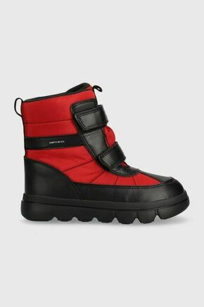 Otroški zimski škornji Geox J36LFB 0FU54 J WILLABOOM B AB rdeča barva - rdeča. Zimski čevlji iz kolekcije Geox. Podloženi model izdelan iz kombinacije sintetičnega in tekstilnega materiala.